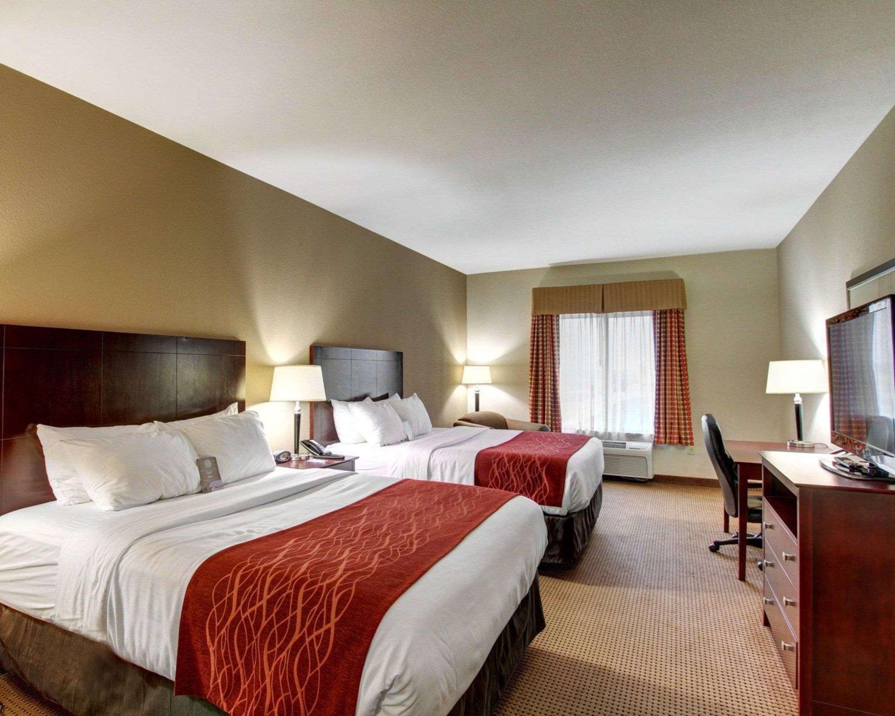 Comfort Inn & Suites Alvarado Extérieur photo